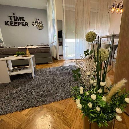 Time Keeper - Self Check In Apartment Осиек Екстериор снимка