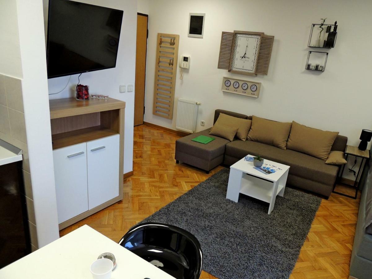 Time Keeper - Self Check In Apartment Осиек Екстериор снимка