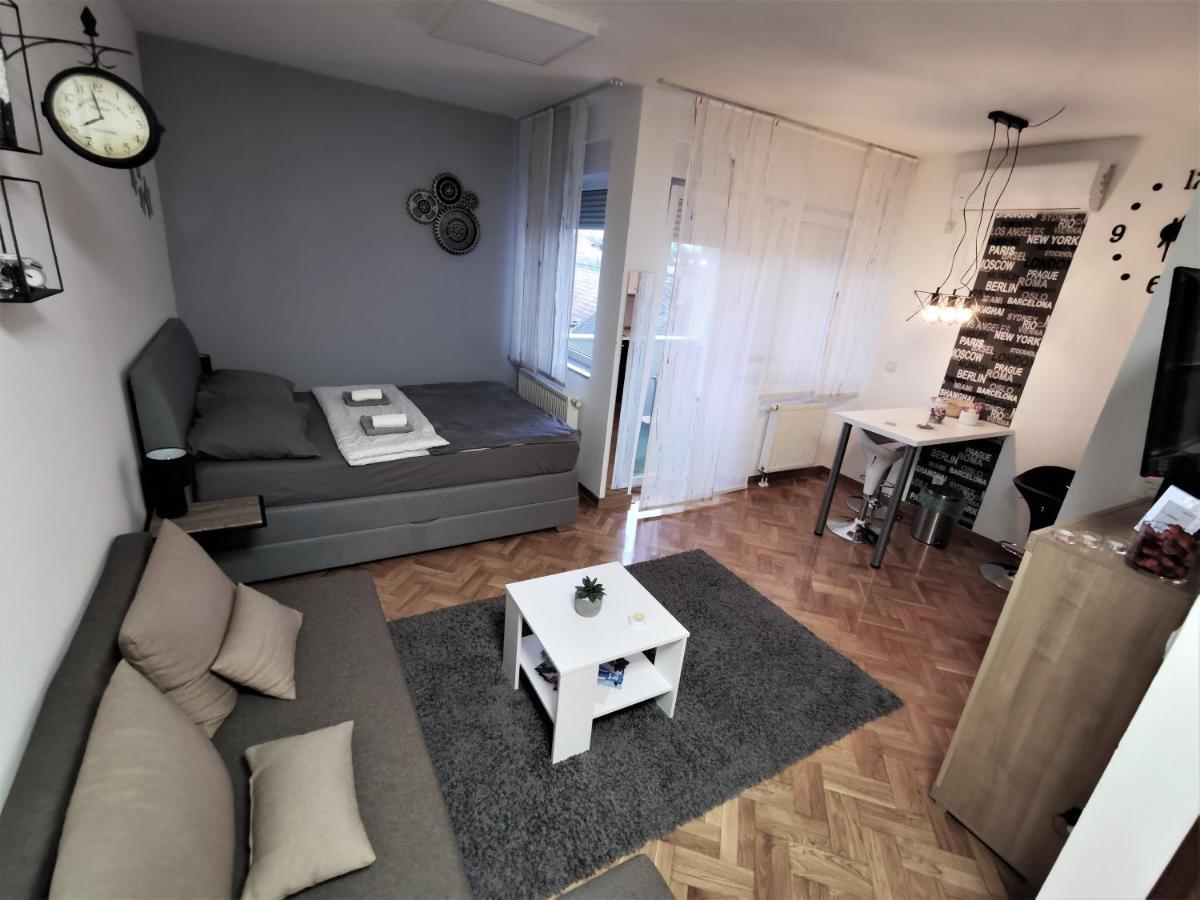 Time Keeper - Self Check In Apartment Осиек Екстериор снимка