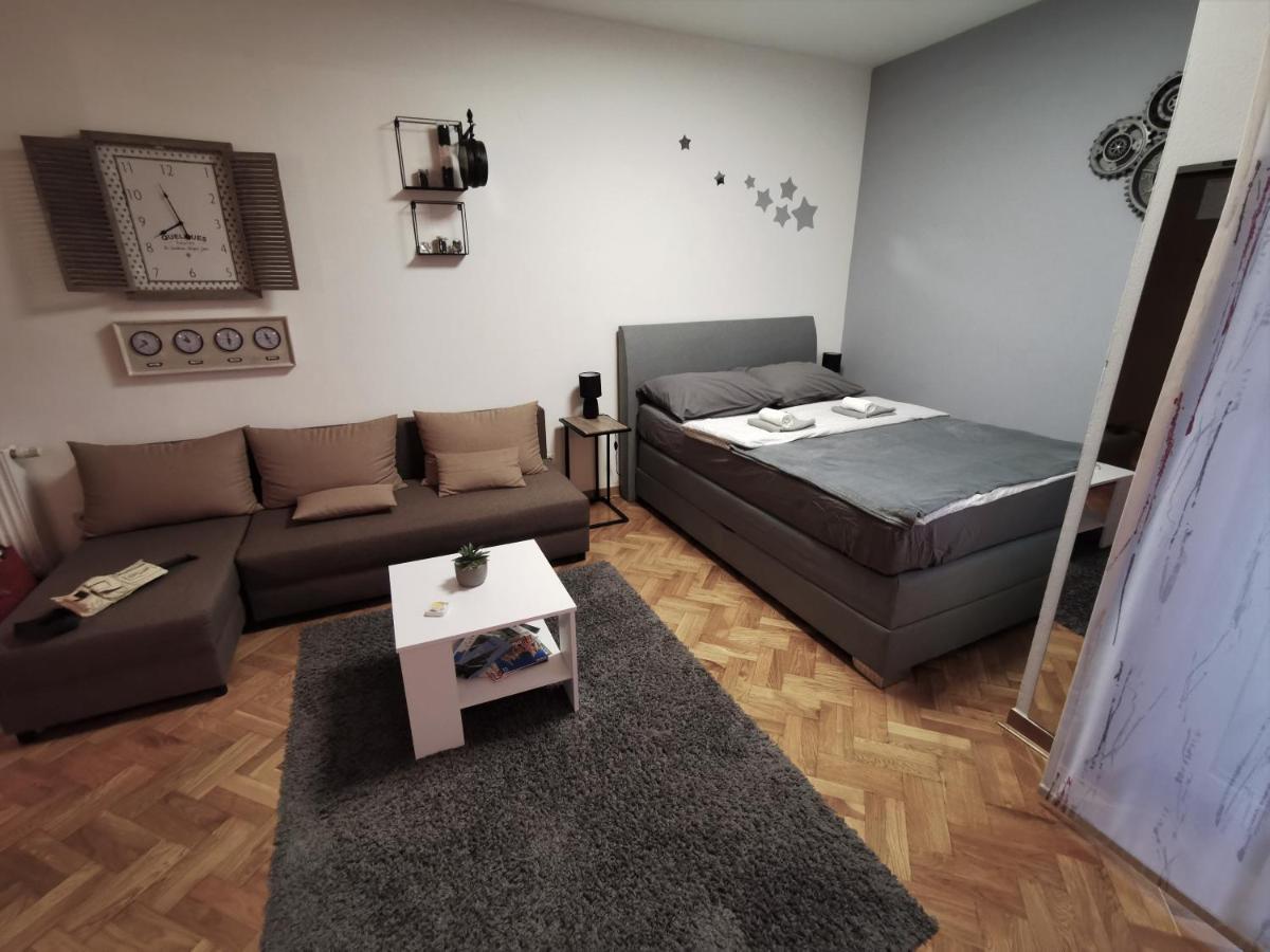Time Keeper - Self Check In Apartment Осиек Екстериор снимка